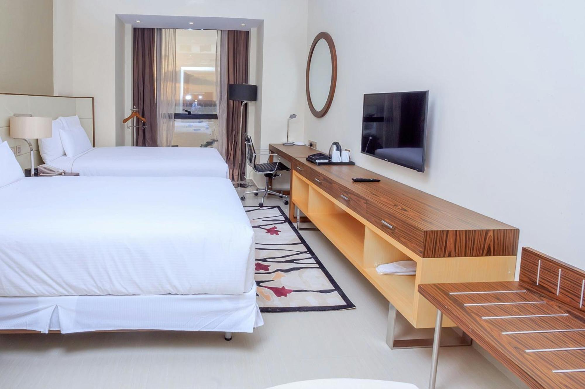 Hotel Element